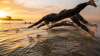 Cinq courses, cinq victoires : Cassandre Beaugrand est championne du monde de triathlon