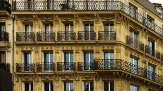 En France, le mérite est plus prisé qu'ailleurs. Remonter prend six générations.