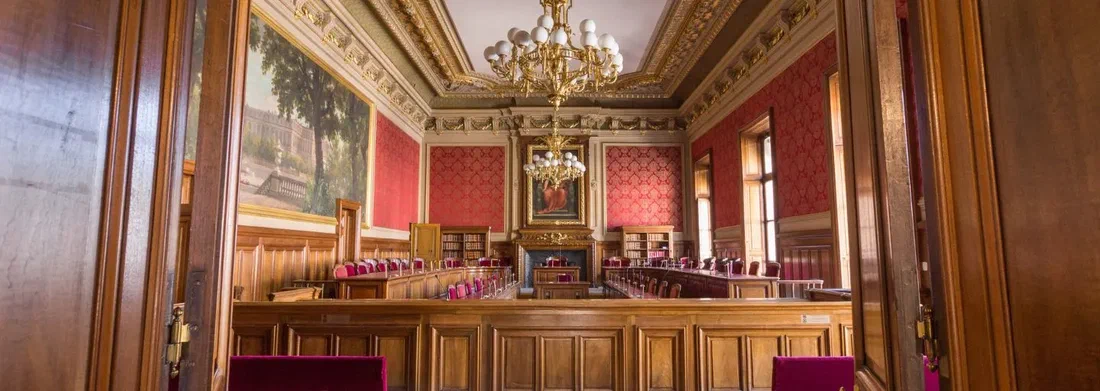 « Communautarisme » : un mot du débat, pas un critère de la loi
