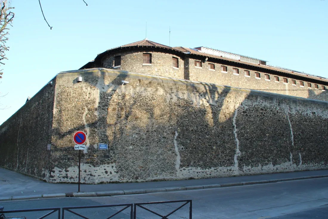 Prisons françaises : 26 458 détenus en surnombre, 7 540 matelas au sol