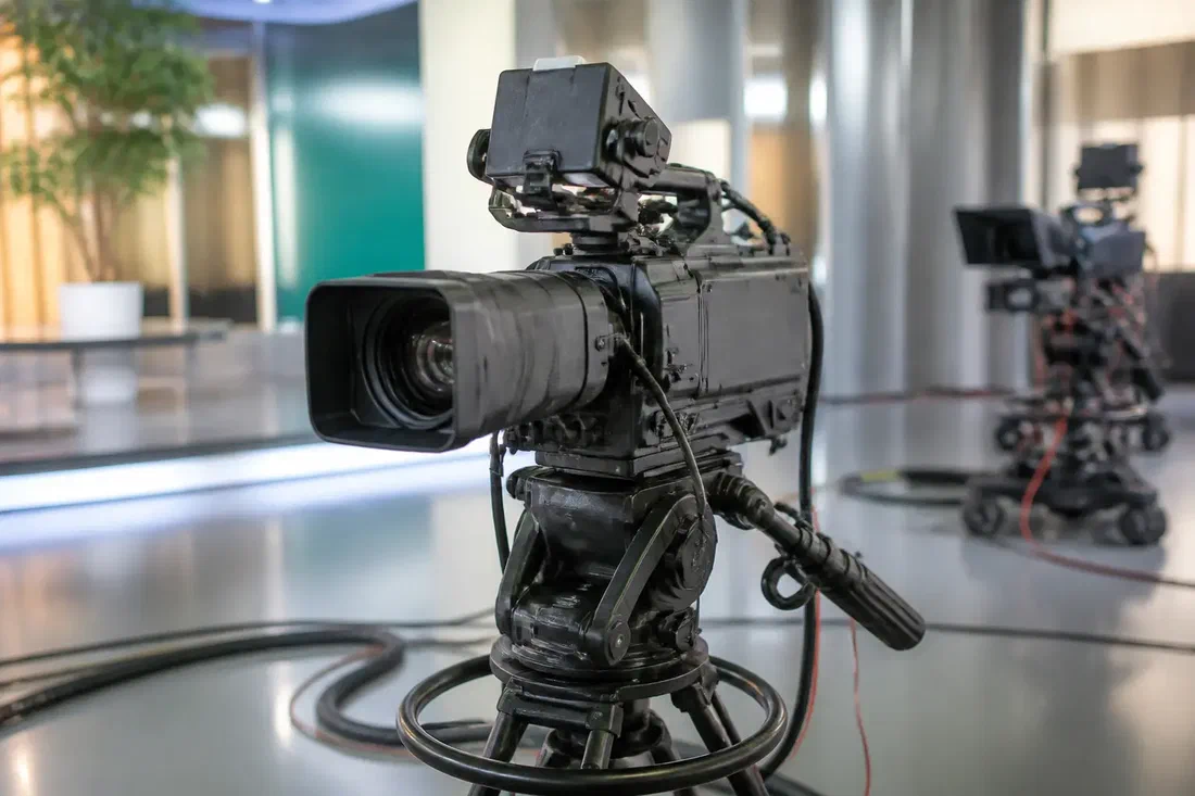 Sept grandes fortunes possèdent l'essentiel des médias français