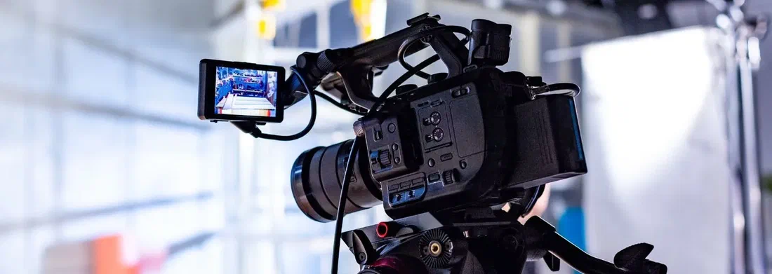 Sept grandes fortunes possèdent l'essentiel des médias français