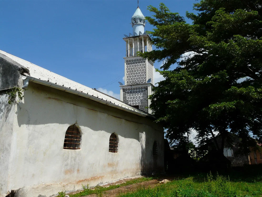 Sous une mosquée de Mayotte, huit siècles d'histoire qu'aucun texte ne racontait